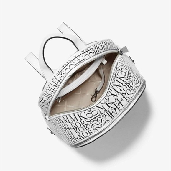 NEW Michael Kors Newsprint Rhea Backpack - Picture 2 of 4